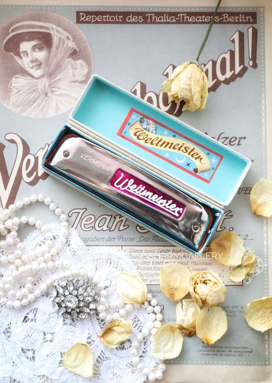 Старинная губная гармошка Weltmeister Vermona, Германия.