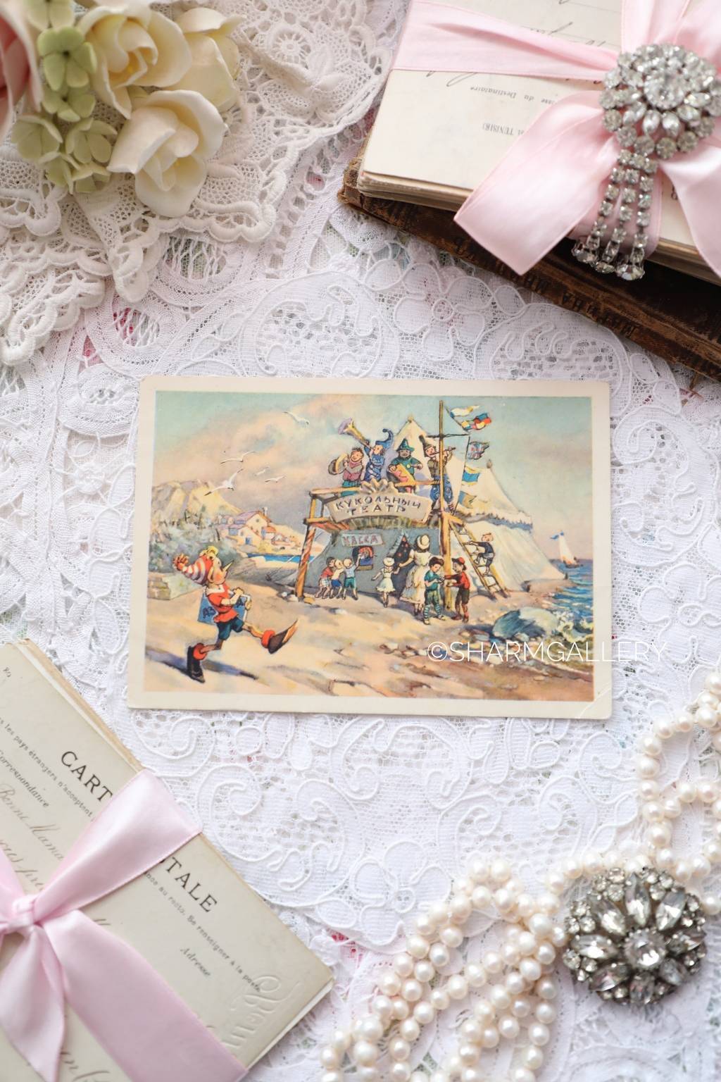 Открытка СССР №22. "Буратино у театра". Художник Л.Владимирский, 1957г. Чистая.