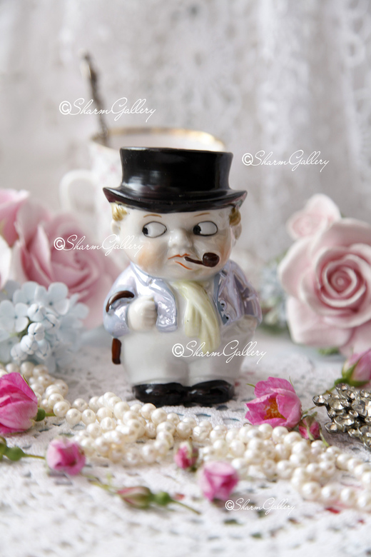 Солонка "Бюргер", немец, винтаж, фарфор, Германия.