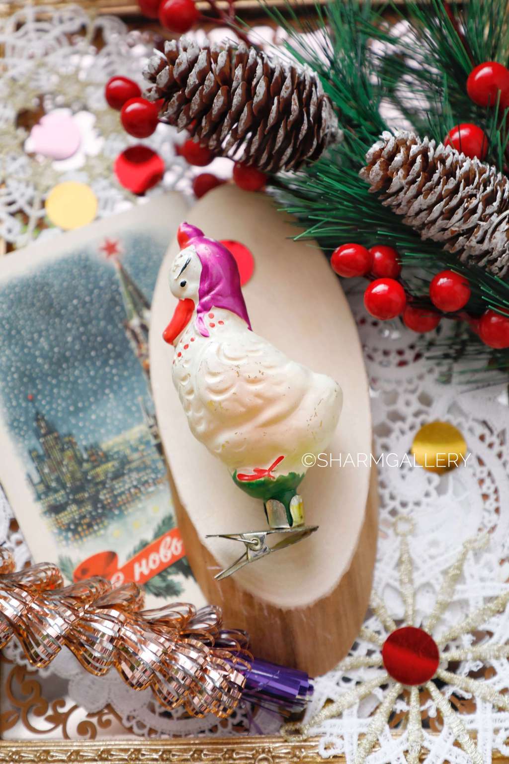 Утка в платке. №4 Елочная игрушка на прищепке, СССР.