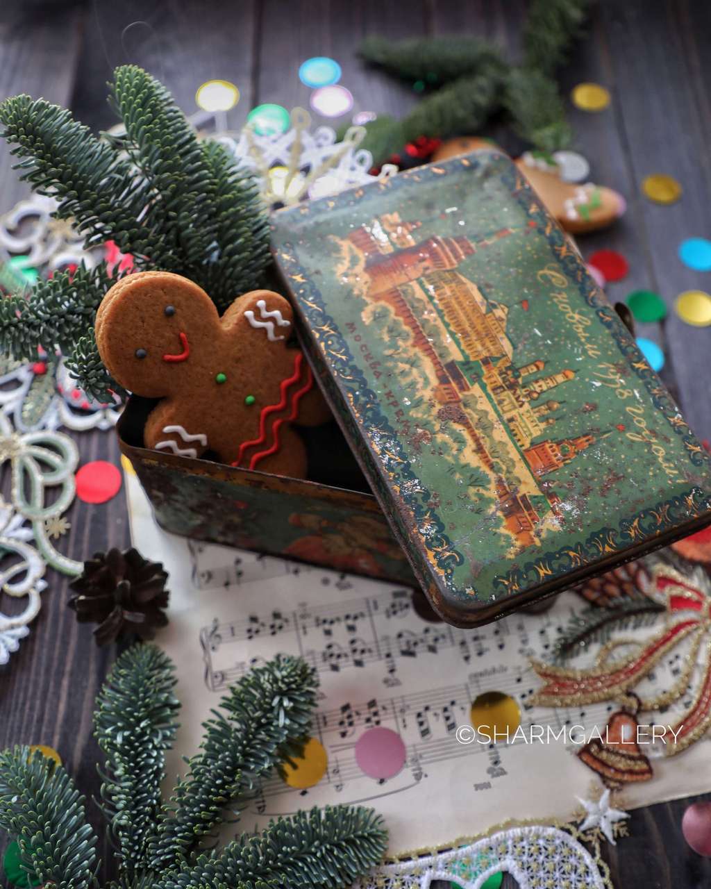 Жестяная банка "С Новым Годом". Москва, Кремль, 1958г.!