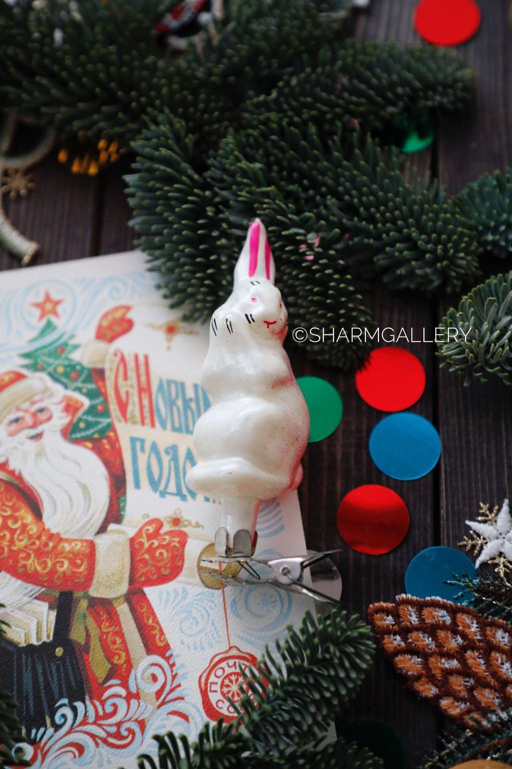 Заяц. №5. Елочная игрушка, стекло на прищепке, СССР.