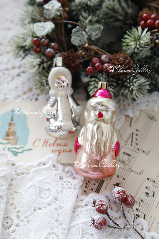 Набор елочных игрушек СССР "Дед Мороз и Снегурочка".