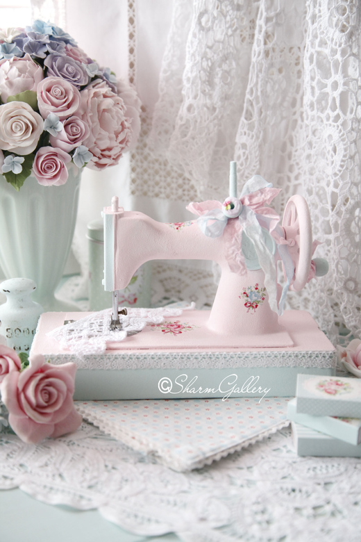 Винтажная, детская, швейная машинка - "Mint & flower".