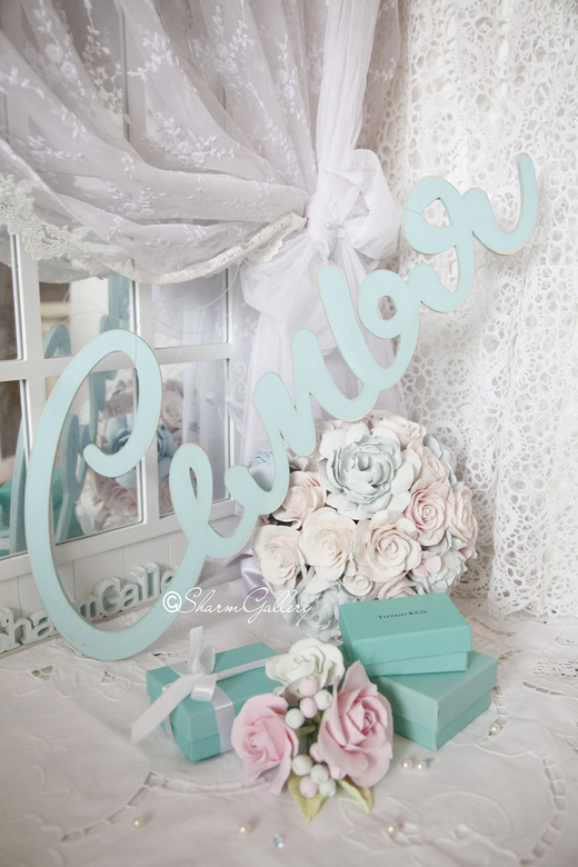 Слово Семья, интерьерное слово из дерева.