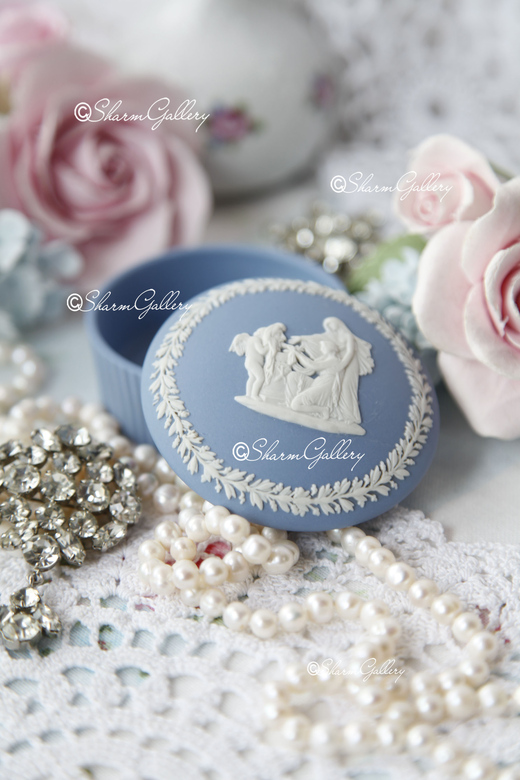 Винтажная шкатулка круглая. Фарфор Wedgwood.