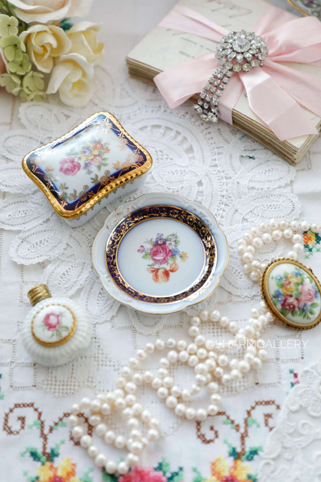 Миниатюрная шкатулочка и розетка фарфор "Martinroda", Германия. Винтаж.