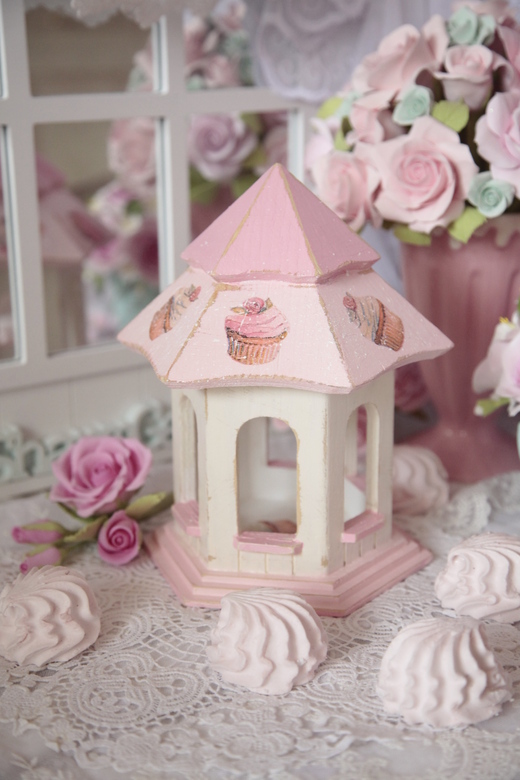 «Sweet Capcake». Домик для птиц, кормушка.