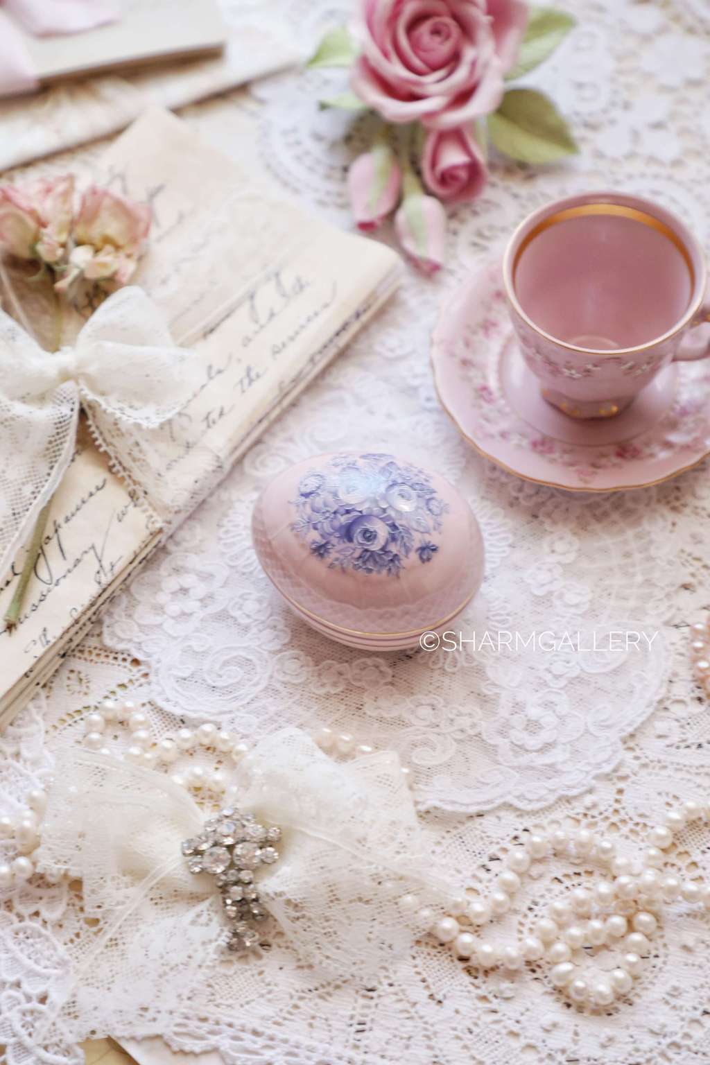 Редкая шкатулка - яйцо розовый фарфор "Leander". Винтаж, Чехия.