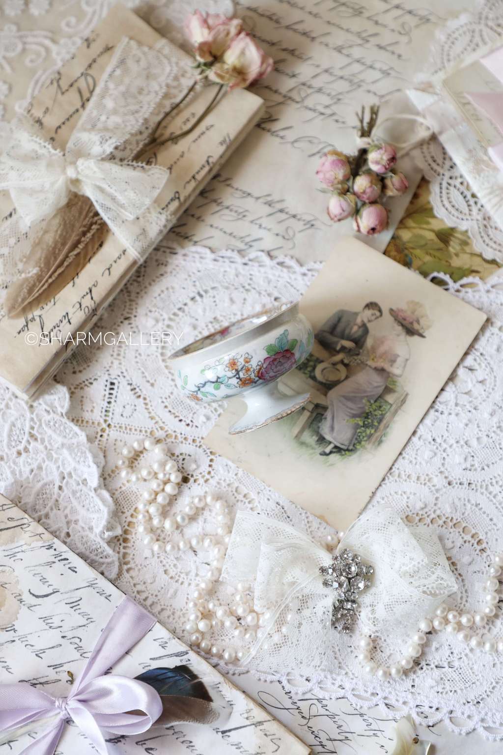 Антикварная фарфоровая  вазочка для мелочи. Германия.