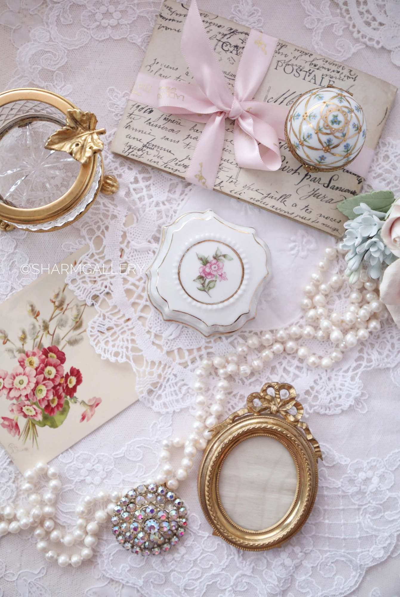 Фарфоровая шкатулка - пудреница. Барановка, СССР.