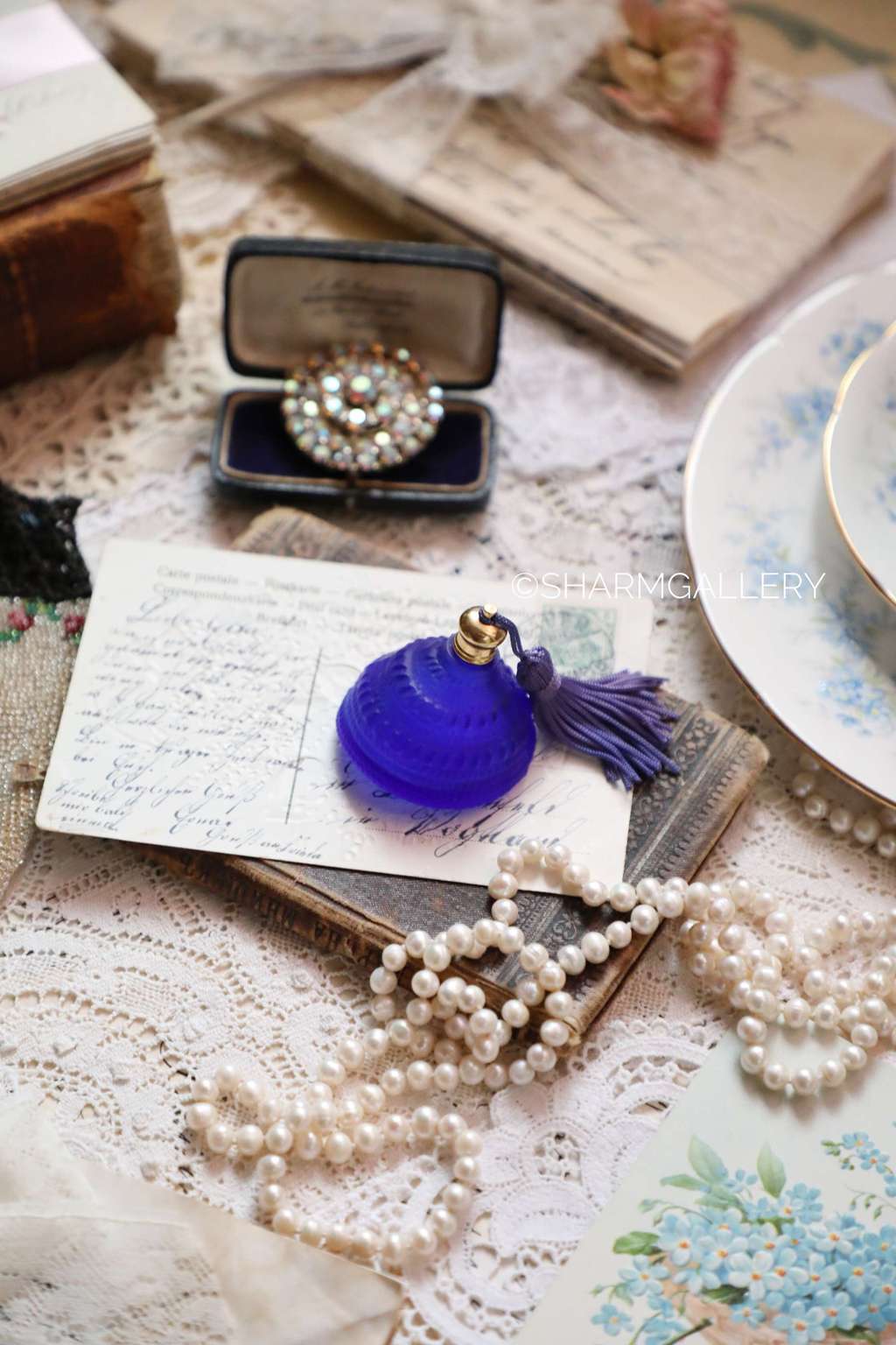 Винтажный флакон для духов синяя  "Ракушка". Стекло, Чехословакия.