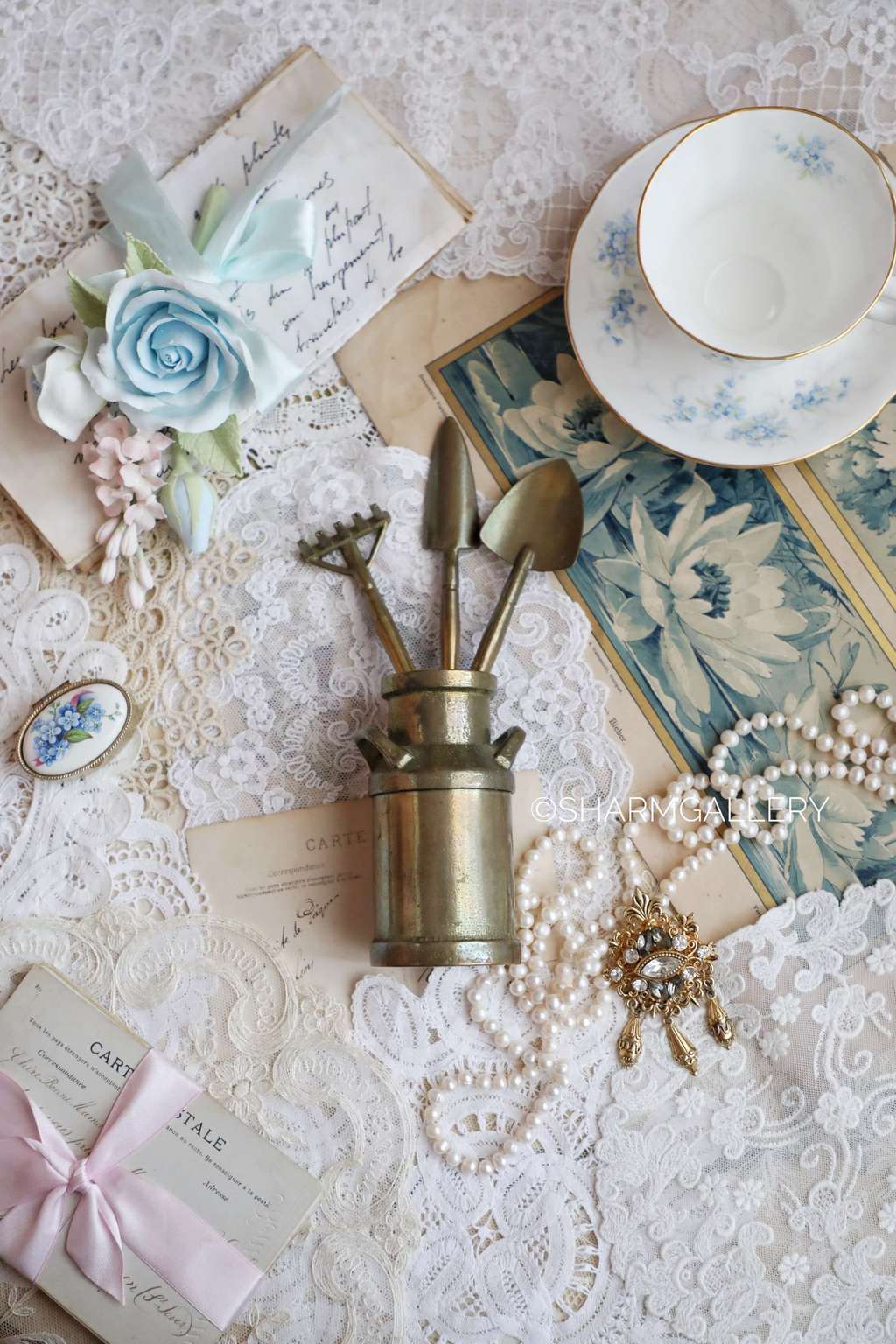 Набор для растений бидон, совок, лопата и грабли. Латунь, Германия.