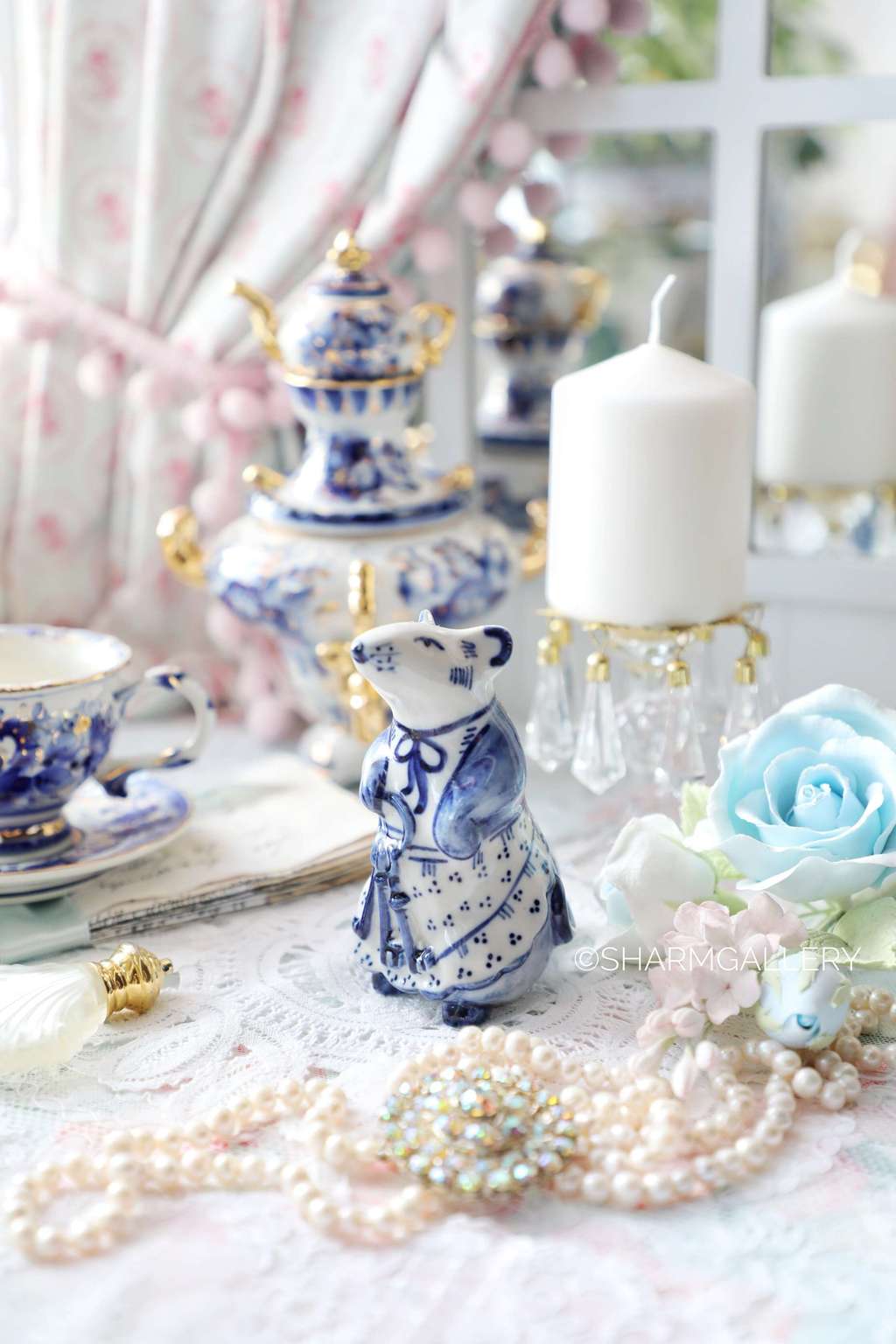 Статуэтка "Мышь", фарфор Гжель. Винтаж.