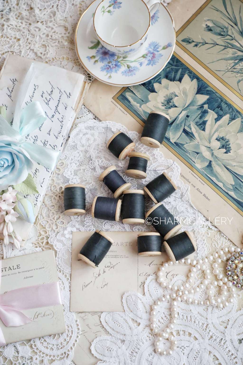 Нитки экстра х/б на деревянных катушках СССР, Винтаж. Черная цветовая гамма.