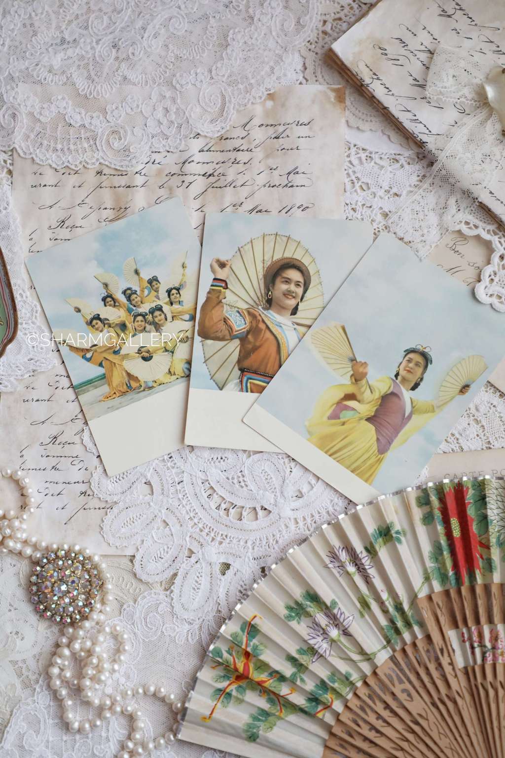 Набор из трех винтажных открыток, Вьетнам.