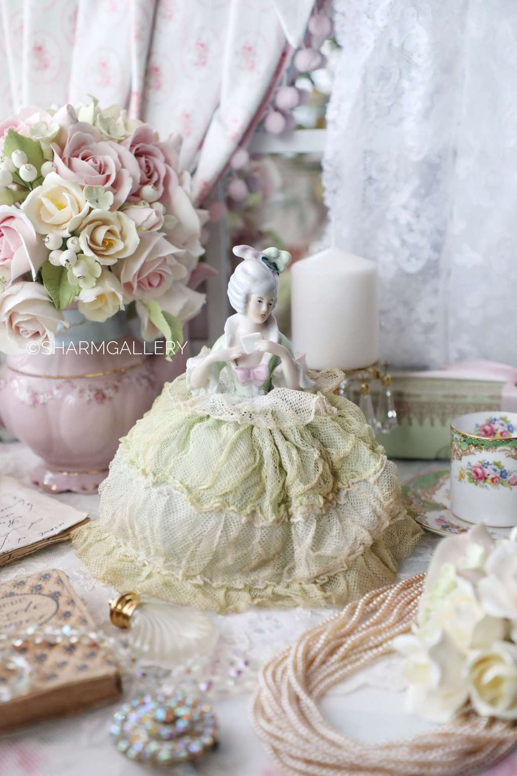 Half doll, антикварная игольница. Фарфор, Германия.