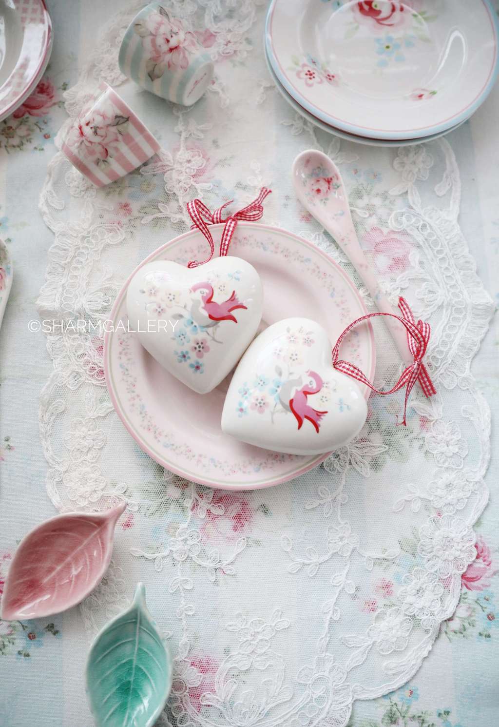 Елочное украшение Сердечко с птичкой. Дания, фарфор "GreenGate".