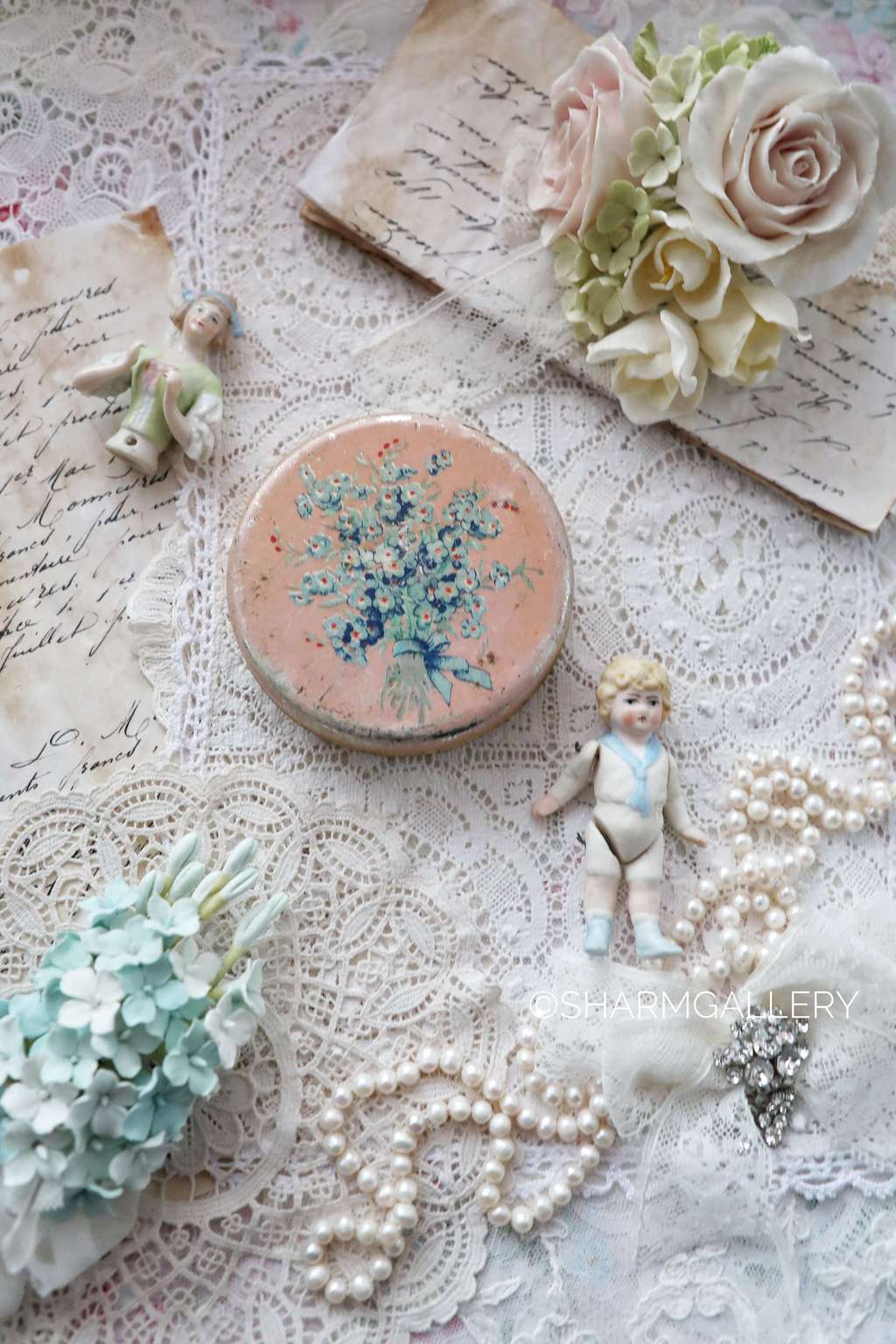 Жестяная круглая банка "Незабудки". Винтаж, СССР.