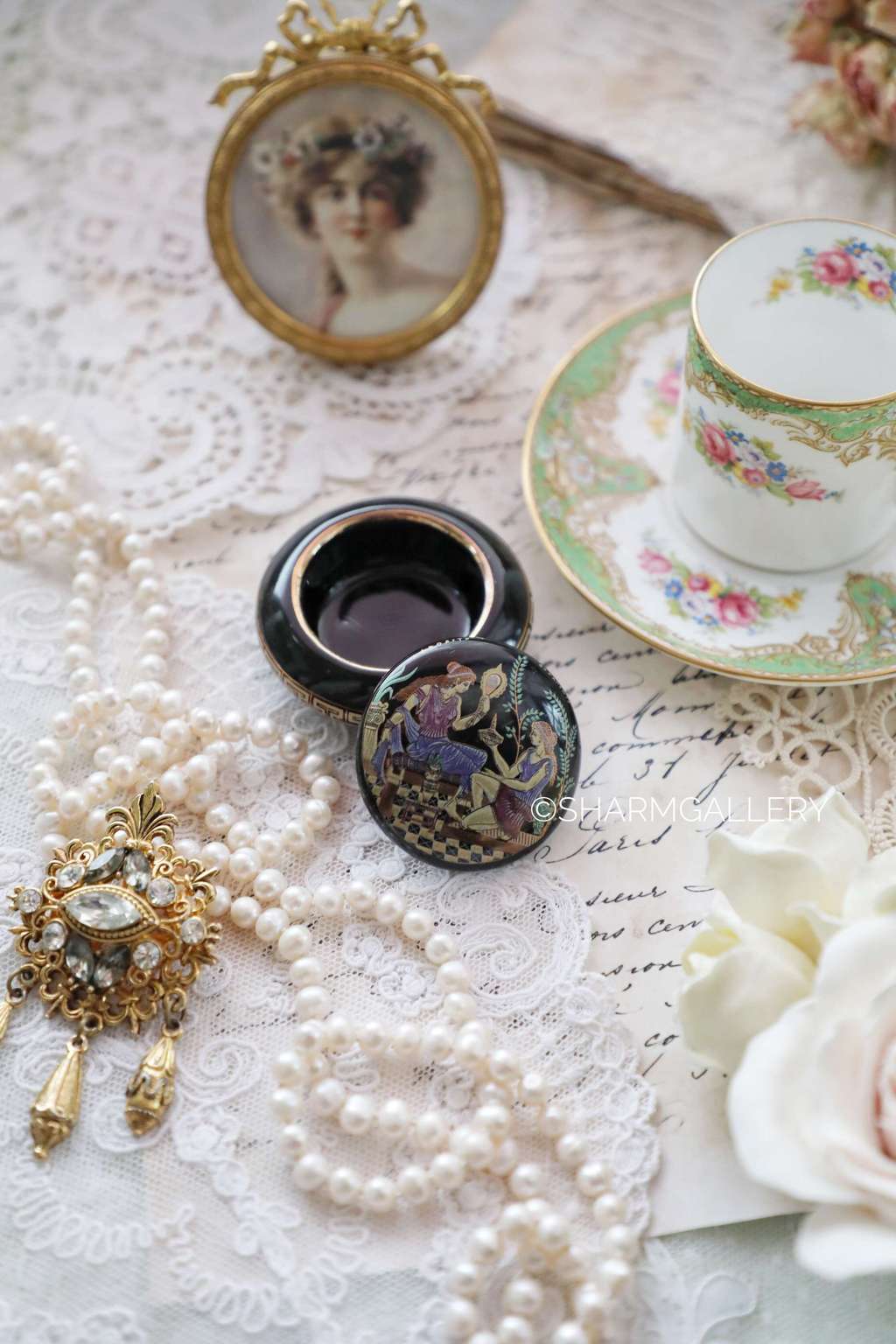 Мини шкатулка «Афродита». Фарфор, Греция.