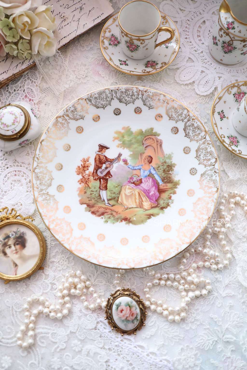 Декоративная тарелка «Галантная сцена» 21,5см. Фрагонар, фарфор Limoges (Лимож) Франция