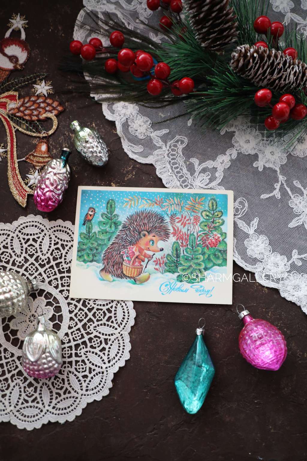 Новогодняя  открытка №103 Ежик художник Т.Жебелева СССР 1987г. Чистая.