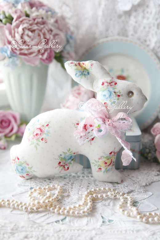 "Bunny Green Gate". Зайчик интерьерный.