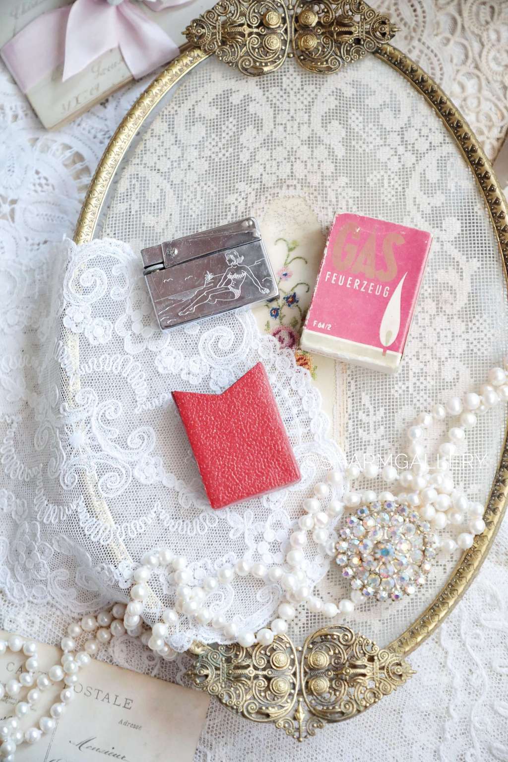 Металлическая газовая зажигалка Feuerzeug T48, Германия.