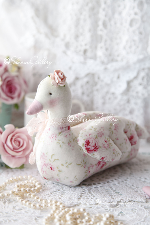 "Нежная уточка". Интерьерная кукла, ручной работы.