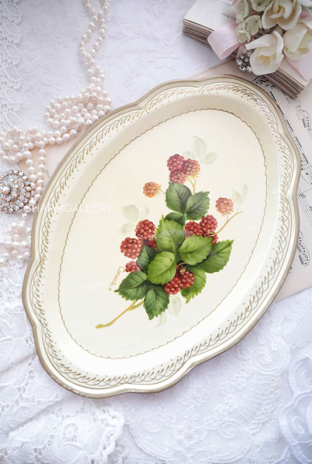 Поднос Жостово с росписью "Малиновая ветка", овальный. Винтаж.