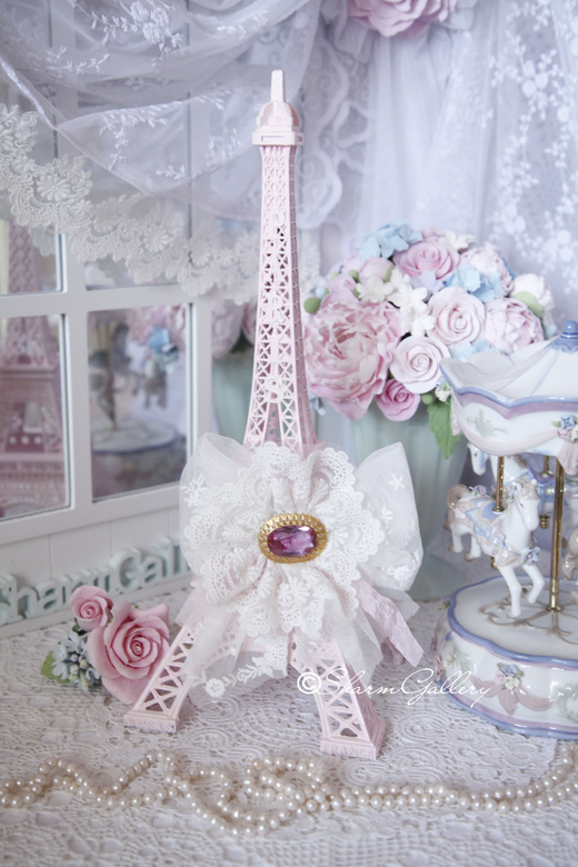 "Shabby Tour Eiffel". Эйфелева башня, большая.