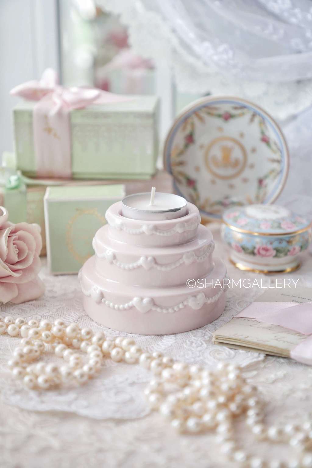 Подсвечник «Праздничный торт» розовый, керамика.