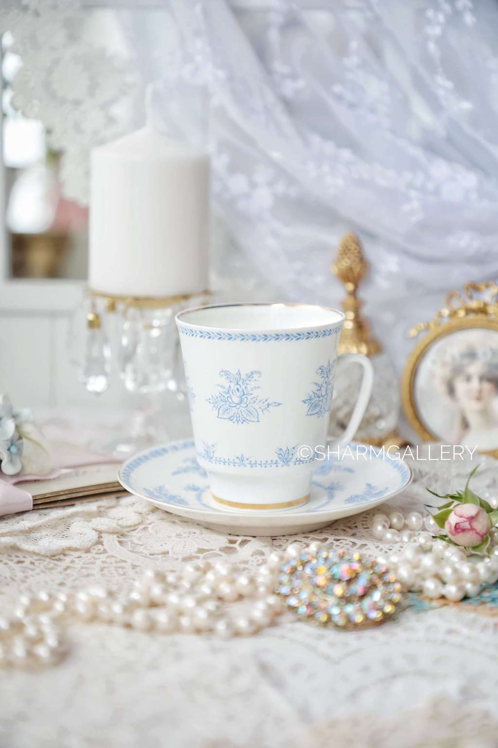 Кофейная пара "Голубые букеты". Костяной фарфор, ЛФЗ, СССР.