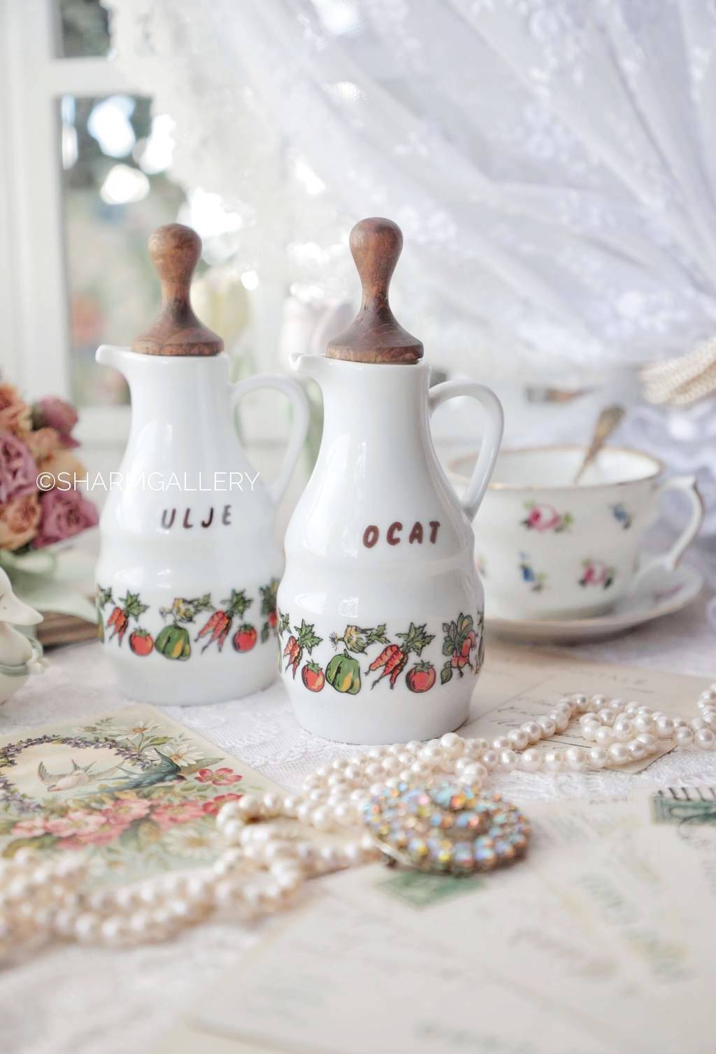 Кувшинчики для масла и уксуса, фарфор Югославия.