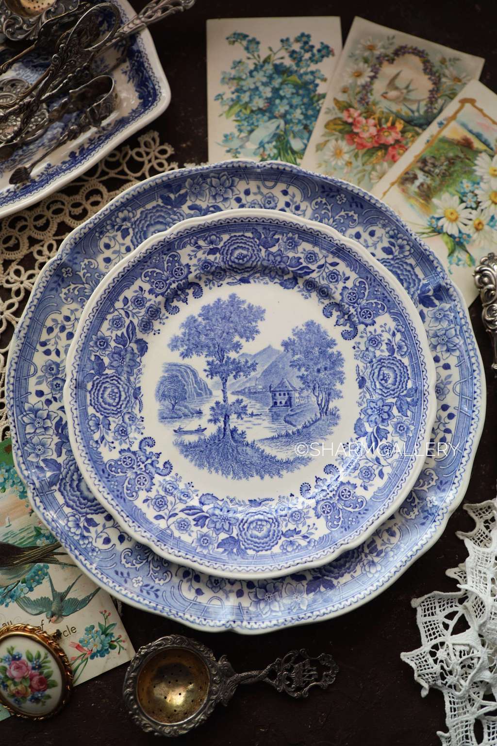 Пара винтажных тарелок серия Burgenland Blau от Villeroy&Boch, Германия.