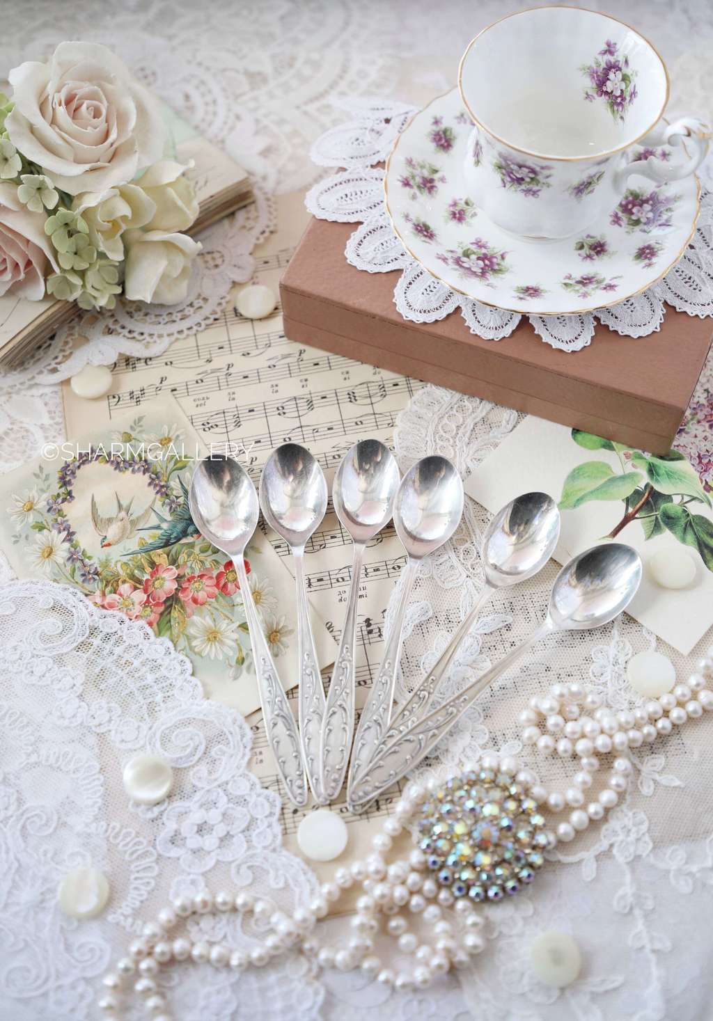 Мельхиоровые чайные ложки в коробке №29 СССР, Кольчугино.