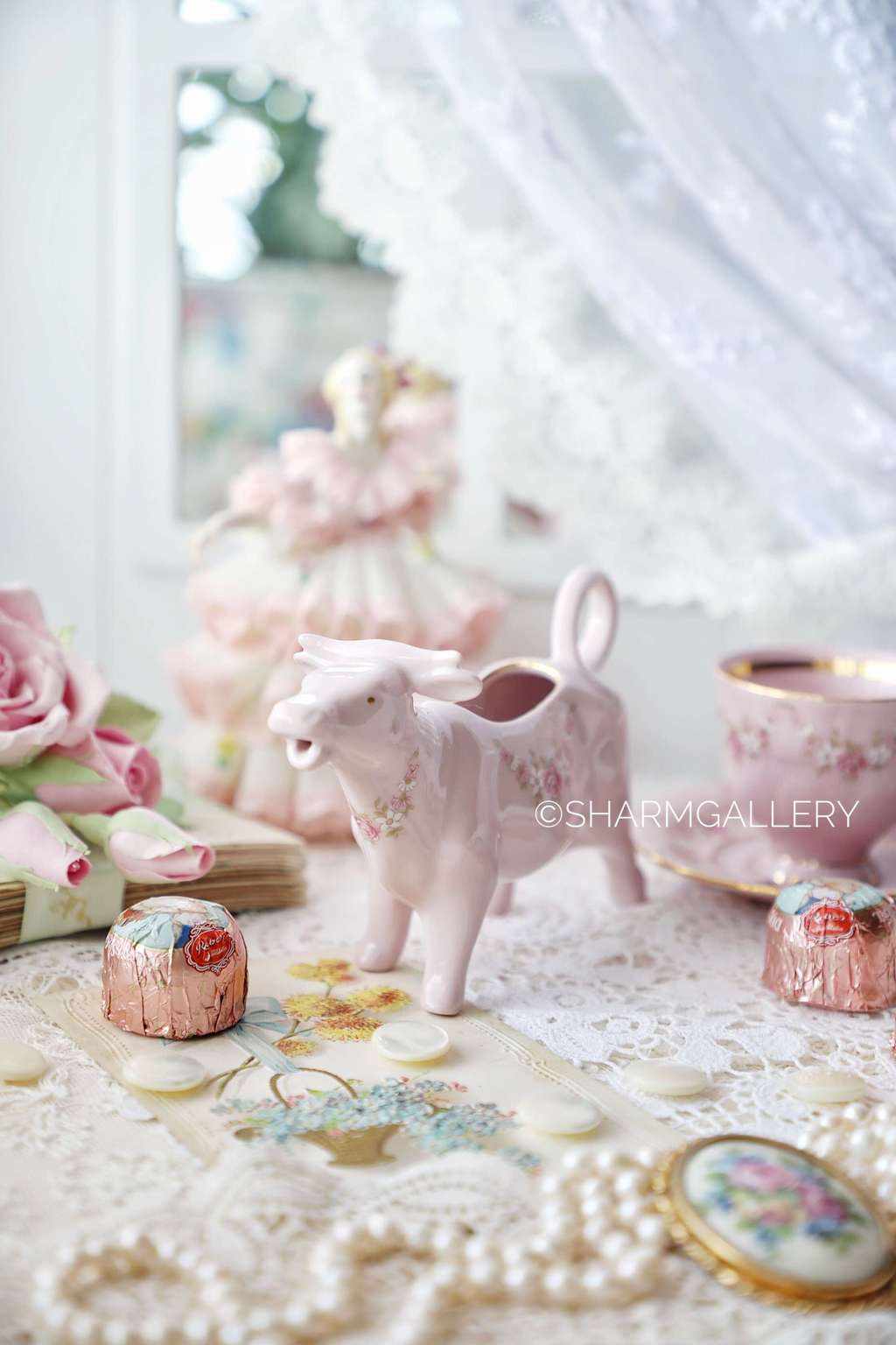 Сливочник - корова 70мл., розовый фарфор Leander Чехия.