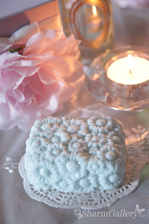 "Цветочная поляна". Мыло ручной работы.