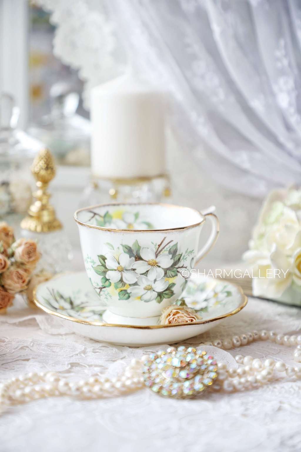 Чайная пара «White Dogwood» белый Кизил, фарфор Royal Albert Англия.