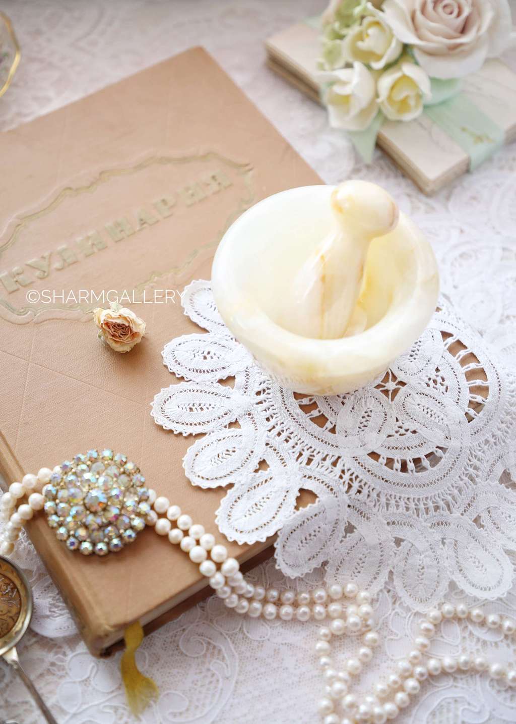 Ступка с толкушкой для специй, натуральный оникс.