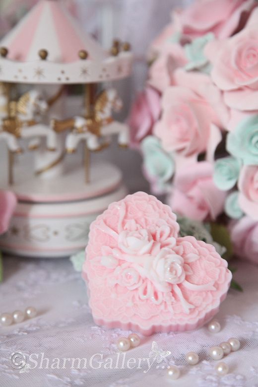 "Сердце - Розы и Кружева". Мыло ручной работы.