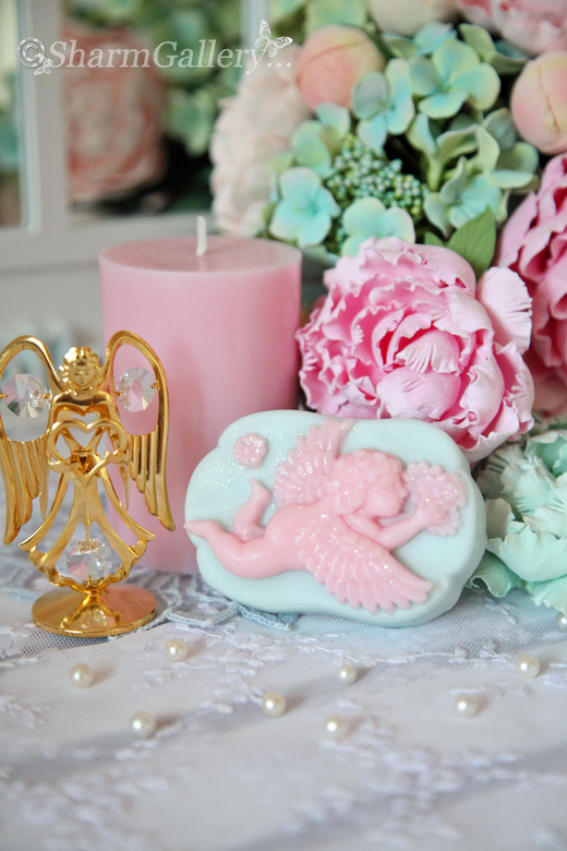 "Ангел с букетом". Мыло ручной работы.
