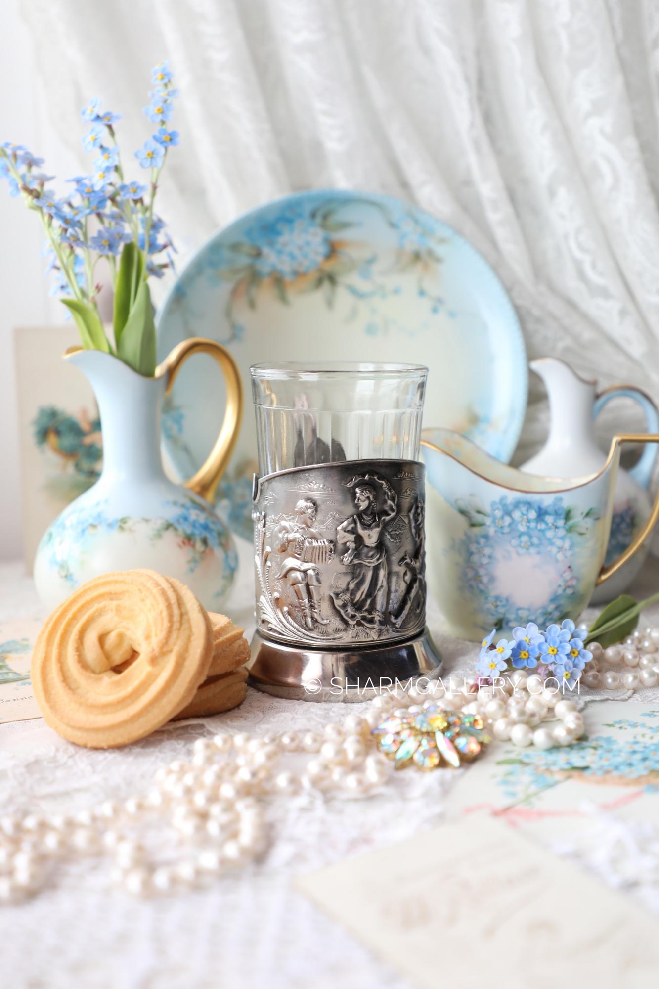 Мельхиоровый Подстаканник №8 "Русские пляски" серебрение Кольчугино, 1980гг. + граненый стакан.