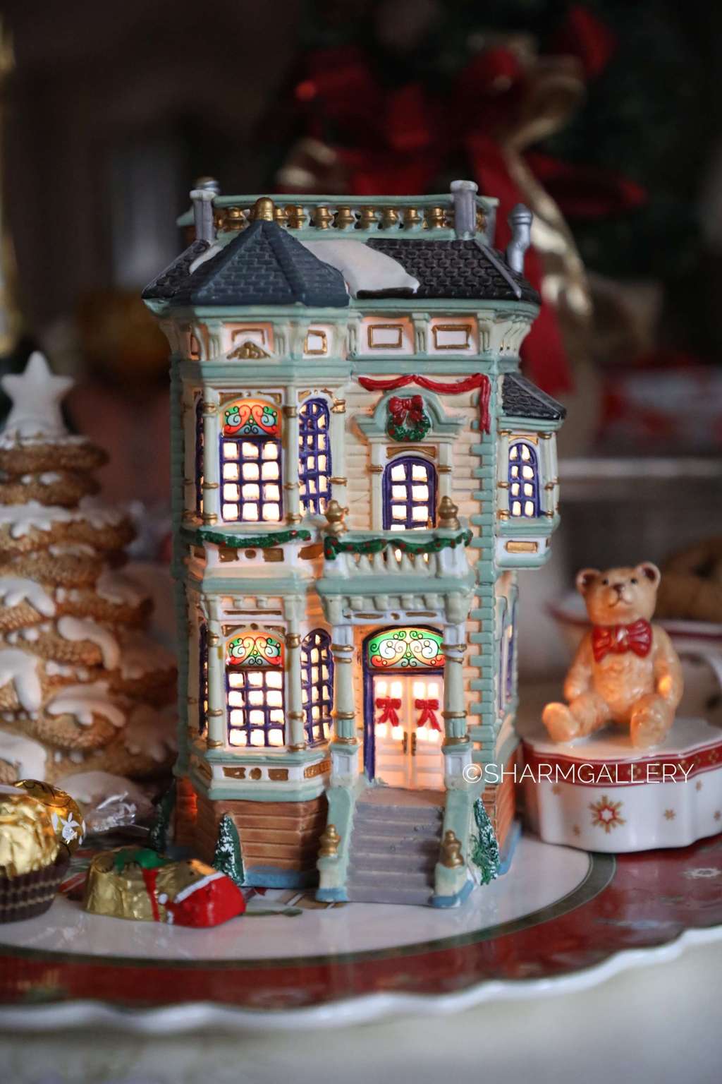 Коллекционный домик - светильник, керамика Lemax, 2001г.