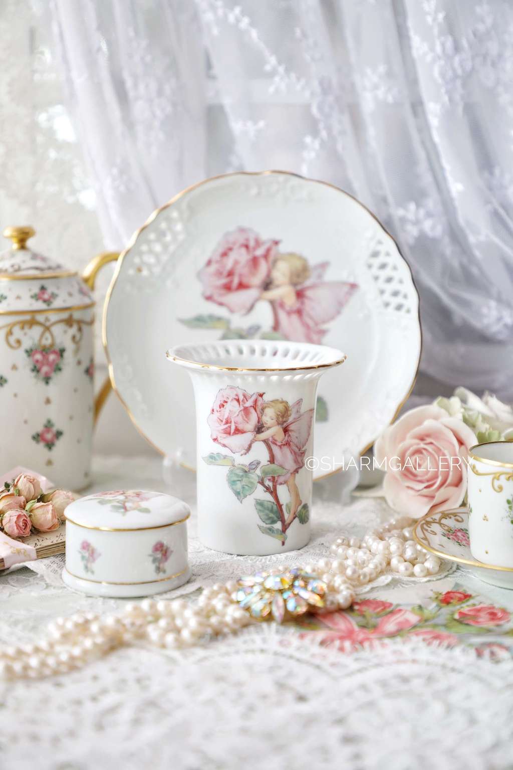 Вазочка Фея Роза "Flower Fairies" Reutter Porzellan, прорезной фарфор, Германия.