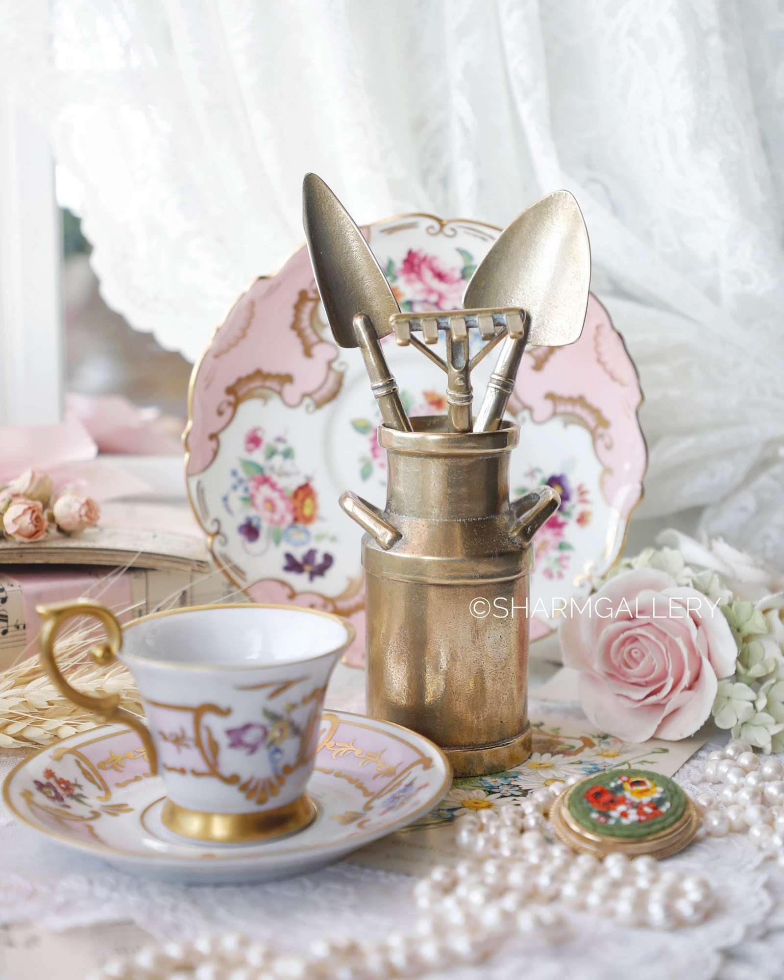 Набор для растений бидон, совок, лопата и грабли. Латунь, Германия.