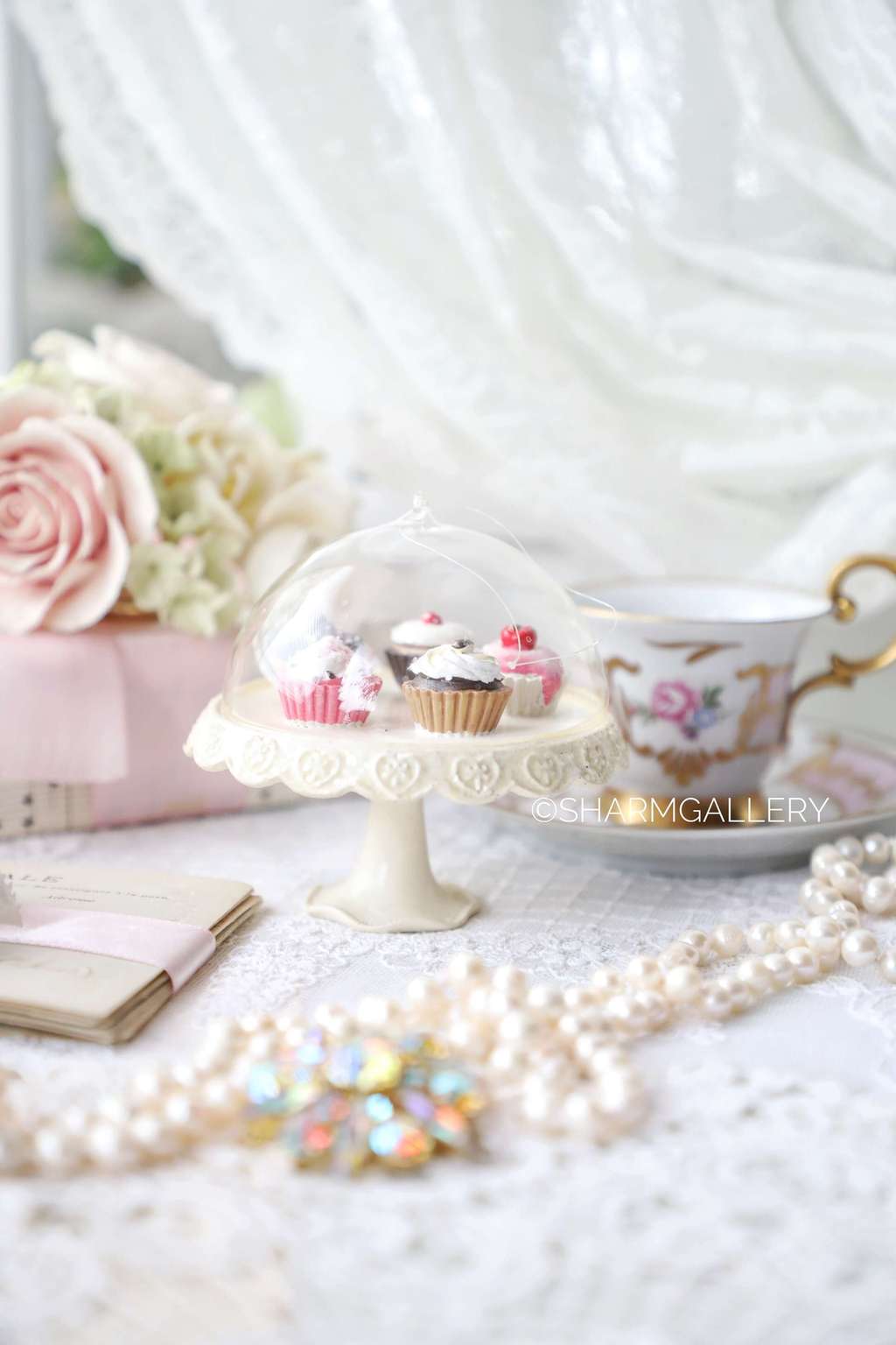 Подставка с десертами под куполом, декор.подвес/елочная игрушка.