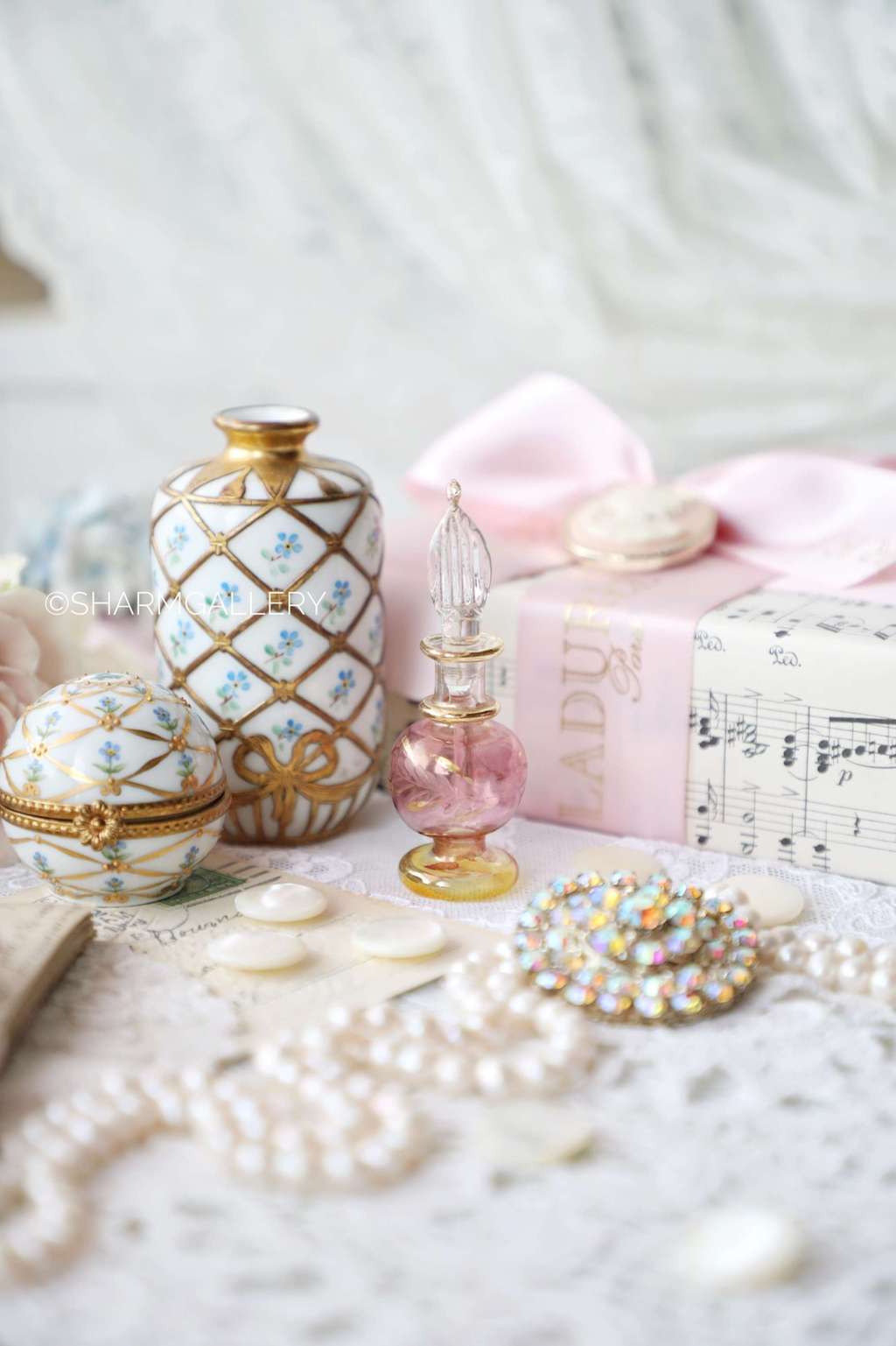 Флакон для духов или ароматических масел №8, стекло, позолота. Винтаж.