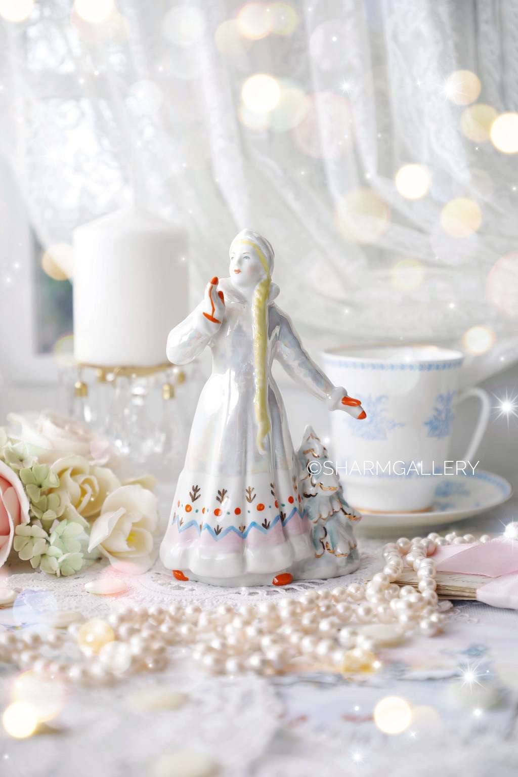 Статуэтка Снегурочка - Ау №4. Фарфор Дулево, 1960гг.