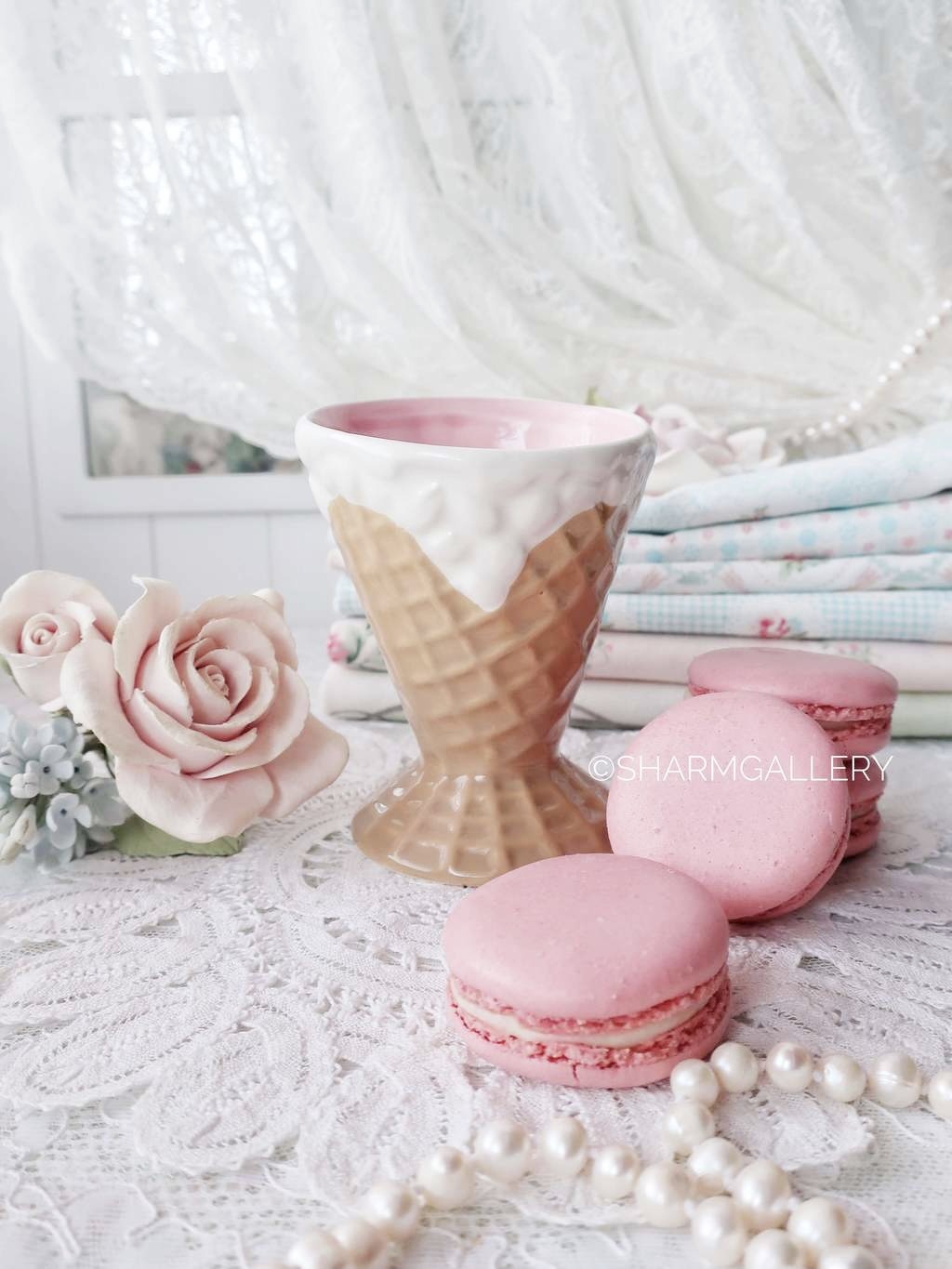 Креманка для мороженного «Вафельный рожок», глазурованная керамика. Германия.